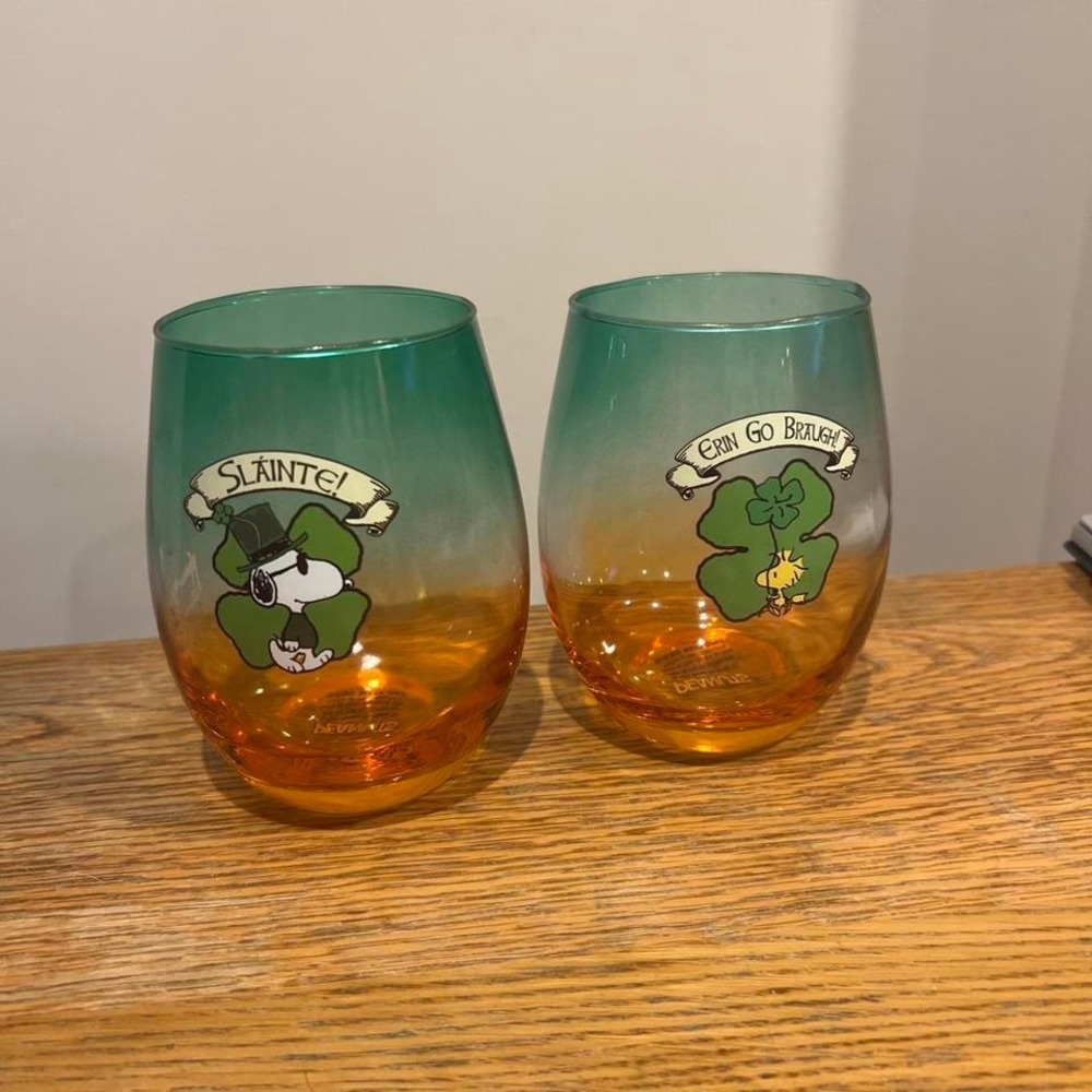 Snoopy and Woodstock  St. Patrick's‎ Day stemless glasses